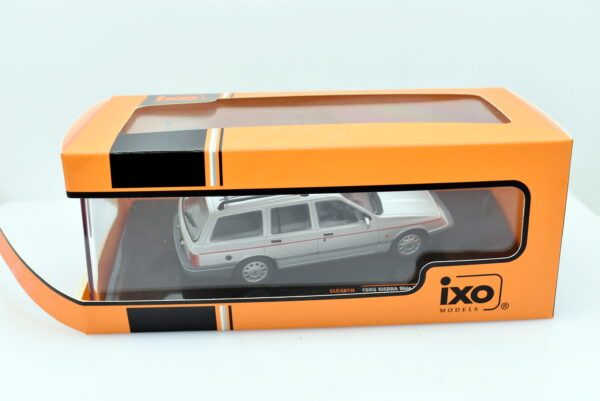 Modellino auto scala 1:43 Ford Sierra GHIA Estate (Rural) Ixo diecast modellismo da collezione - Image 7