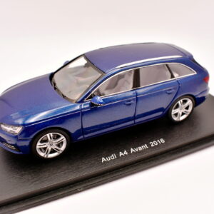 Modellino auto scala 1:43 Audi A4 Avant Spark modellismo da collezione