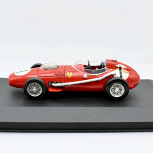 Modellino auto scala 1:43 FORMULA 1 Ferrari D246 Brumm diecast modellismo