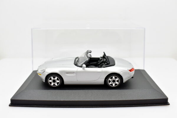 Modellino Auto Scala 1:43 BMW Z8 Burago diecast modellismo statico - Image 3