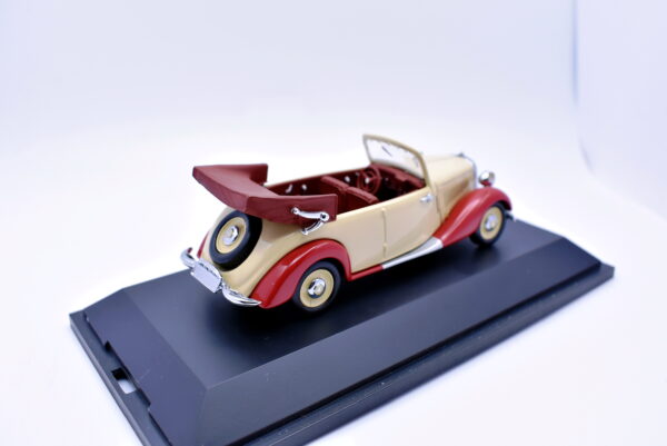 Modellino Auto Scala 1:43 Mercedes Benz 170 V Cabrio Schuco modellismo statico - Image 4