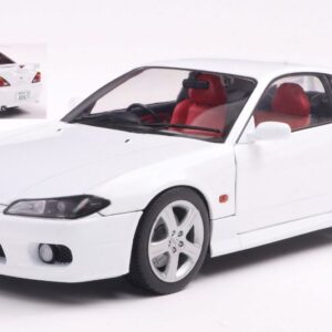Modellino auto scala 1:18 Solido  NISSAN SILVIA (S15) COUPE SPEC-R AERO 1999 WHITE diecast modellismo statico