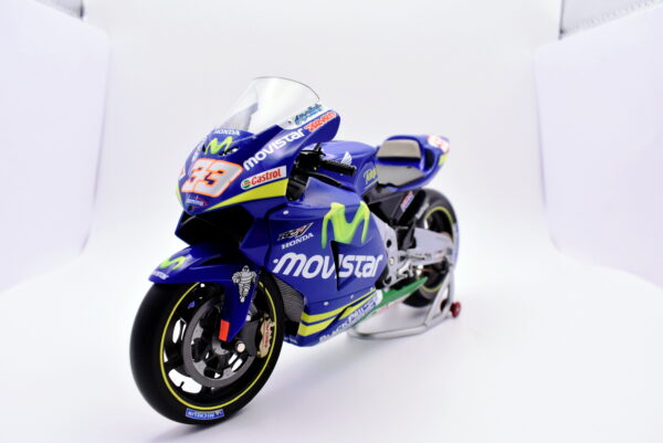 Modellino moto scala 1:12 Honda RC211V Melandri Minichamps modellismo - Image 4