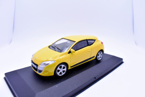 Modellino Auto Scala 1:43 Renault Megane Coupe diecast modellismo statico - Image 4