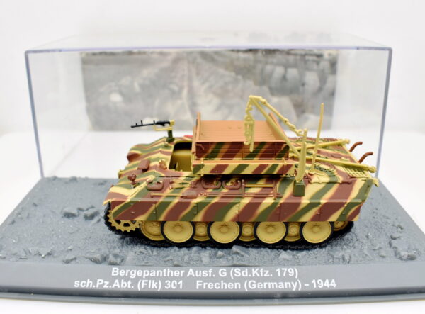 Modellini carri armati tank Bergepanther veicoli militari da combattimento collezione