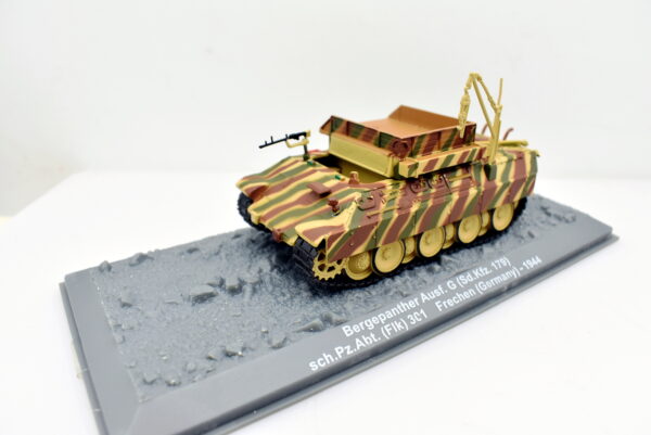 Modellini carri armati tank Bergepanther veicoli militari da combattimento collezione - Image 4