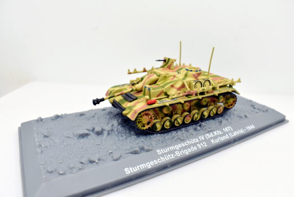 Modellini carri armati tank Sturmgeschutz veicoli militari da combattimento collezione - Image 4