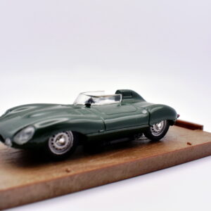 Modellino auto scala 1:43 Jaguar D Type 250 CV Brumm diecast modellismo statico