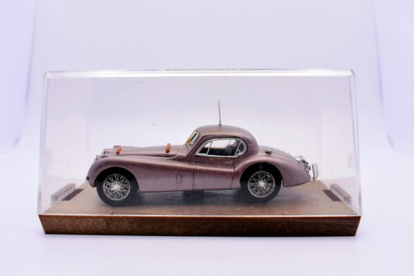 Modellino auto scala 1:43 Jaguar XK 120 Brumm diecast modellismo statico - Image 2