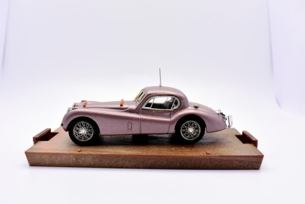Modellino auto scala 1:43 Jaguar XK 120 Brumm diecast modellismo statico - Image 3