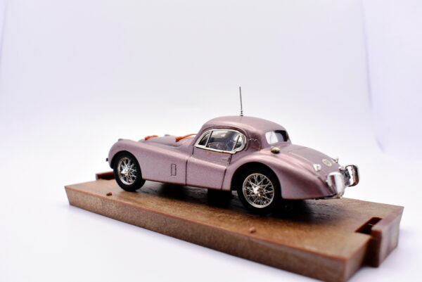 Modellino auto scala 1:43 Jaguar XK 120 Brumm diecast modellismo statico - Image 5