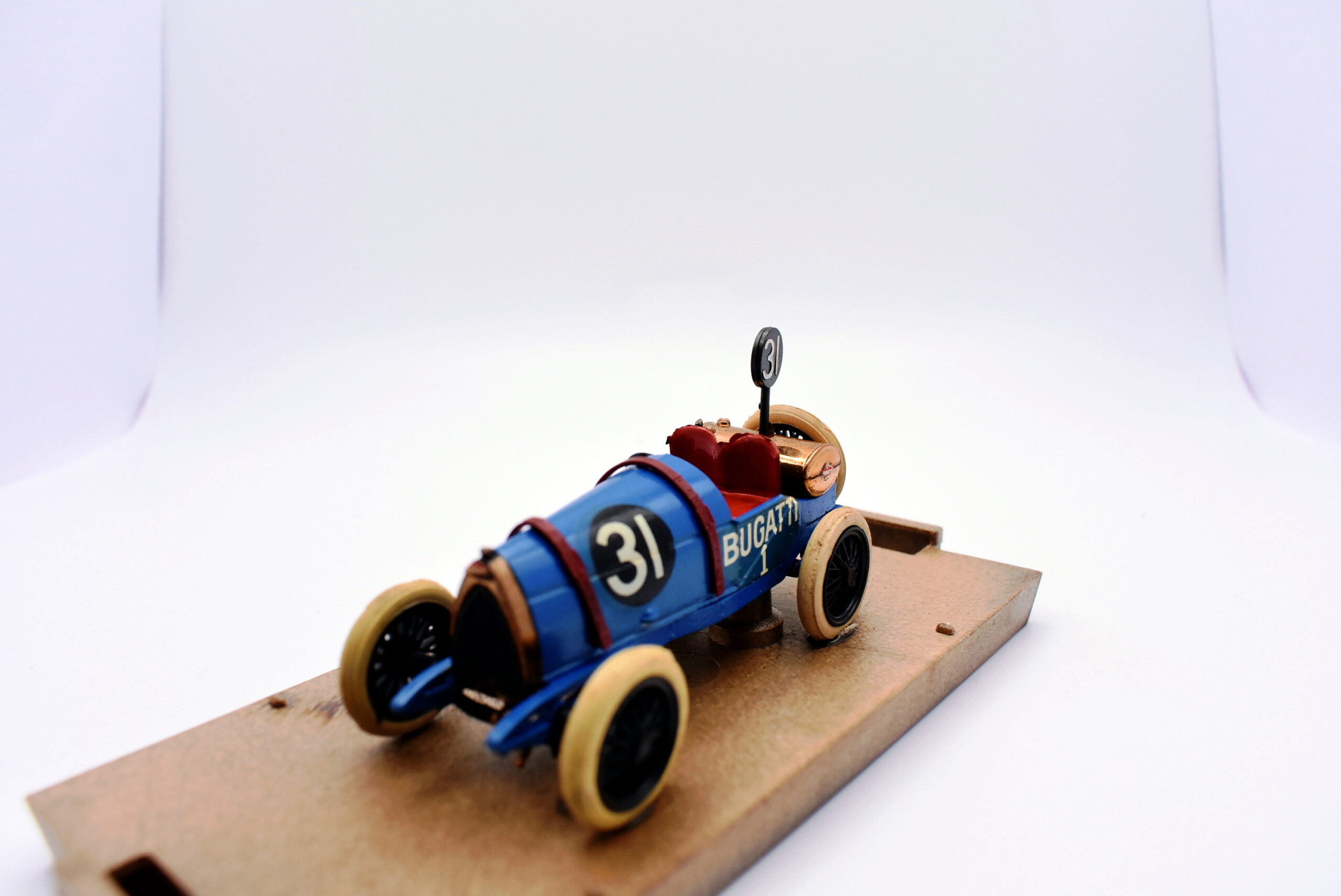 Modellino auto rally scala 1:43 Bugatti Brescia Brumm diecast modellismo statico