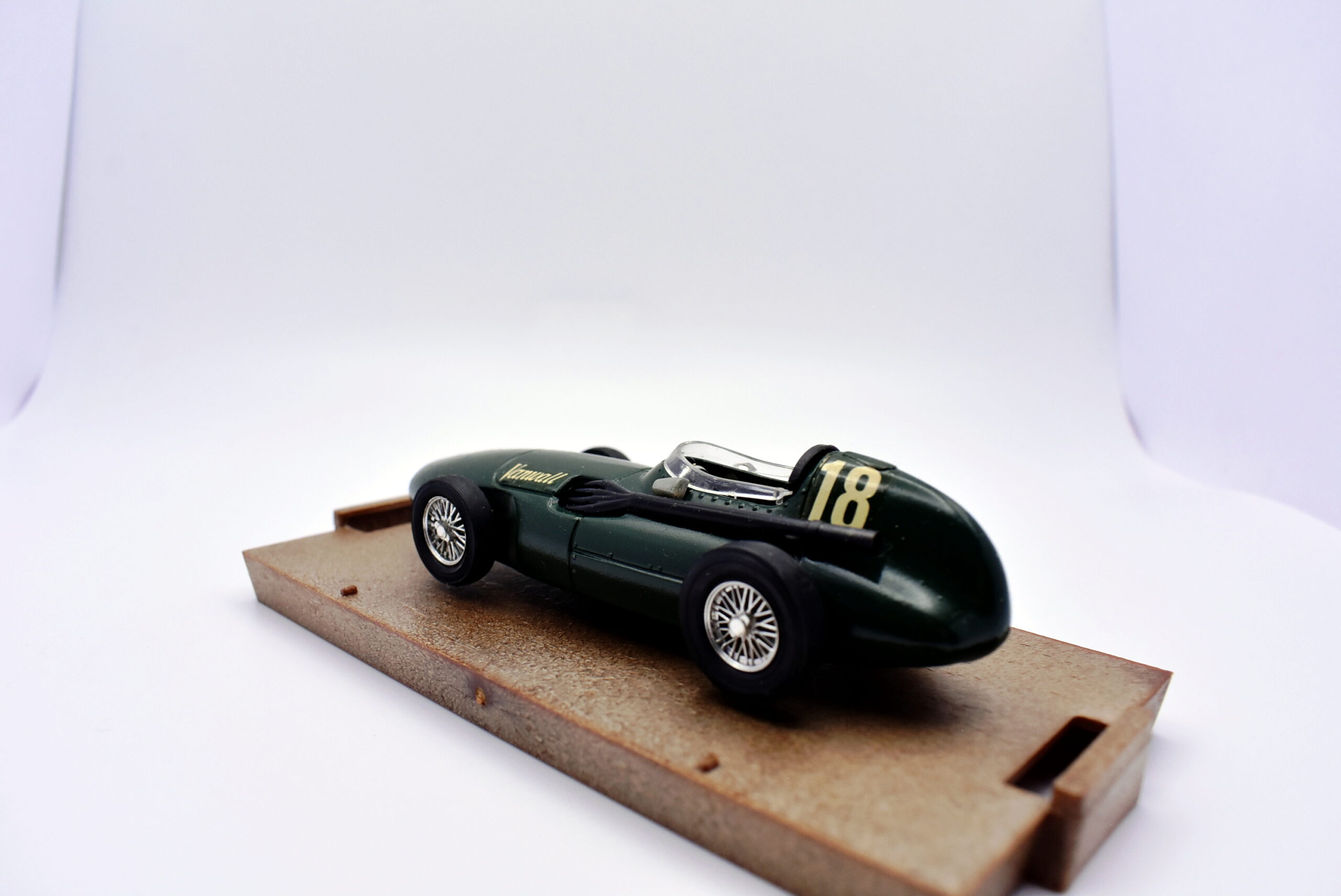 Modellino auto formula 1 f1 scala 1:43 VanWall Brumm diecast modellismo statico - Image 5