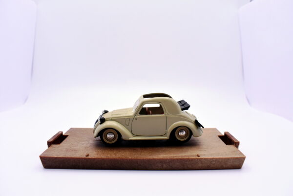 Modellino auto scala 1:43 Fiat 500 prima serie Brumm diecast modellismo statico - Image 2