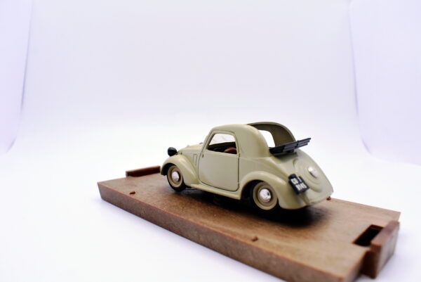 Modellino auto scala 1:43 Fiat 500 prima serie Brumm diecast modellismo statico - Image 3