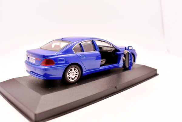 Modellino Auto Scala 1:43 BMW 7 Series diecast modellismo statico - Image 3