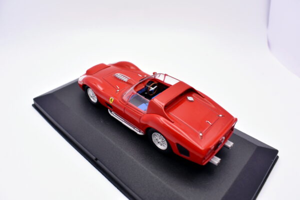 Modellino auto scala 1:43 Ferrari 330 TRI IXO diecast modellismo da collezione - Image 3
