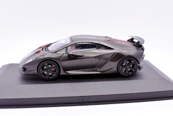 Modellino Auto Scala 1:43 Lamborghini Sesto Elemento modellismo statico - Image 2