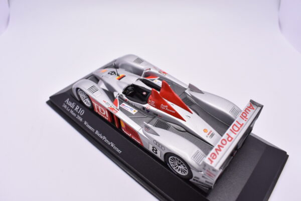Modellino auto Audi R10 Minichamps racing collection 1:43 diecast modellismo - Image 3