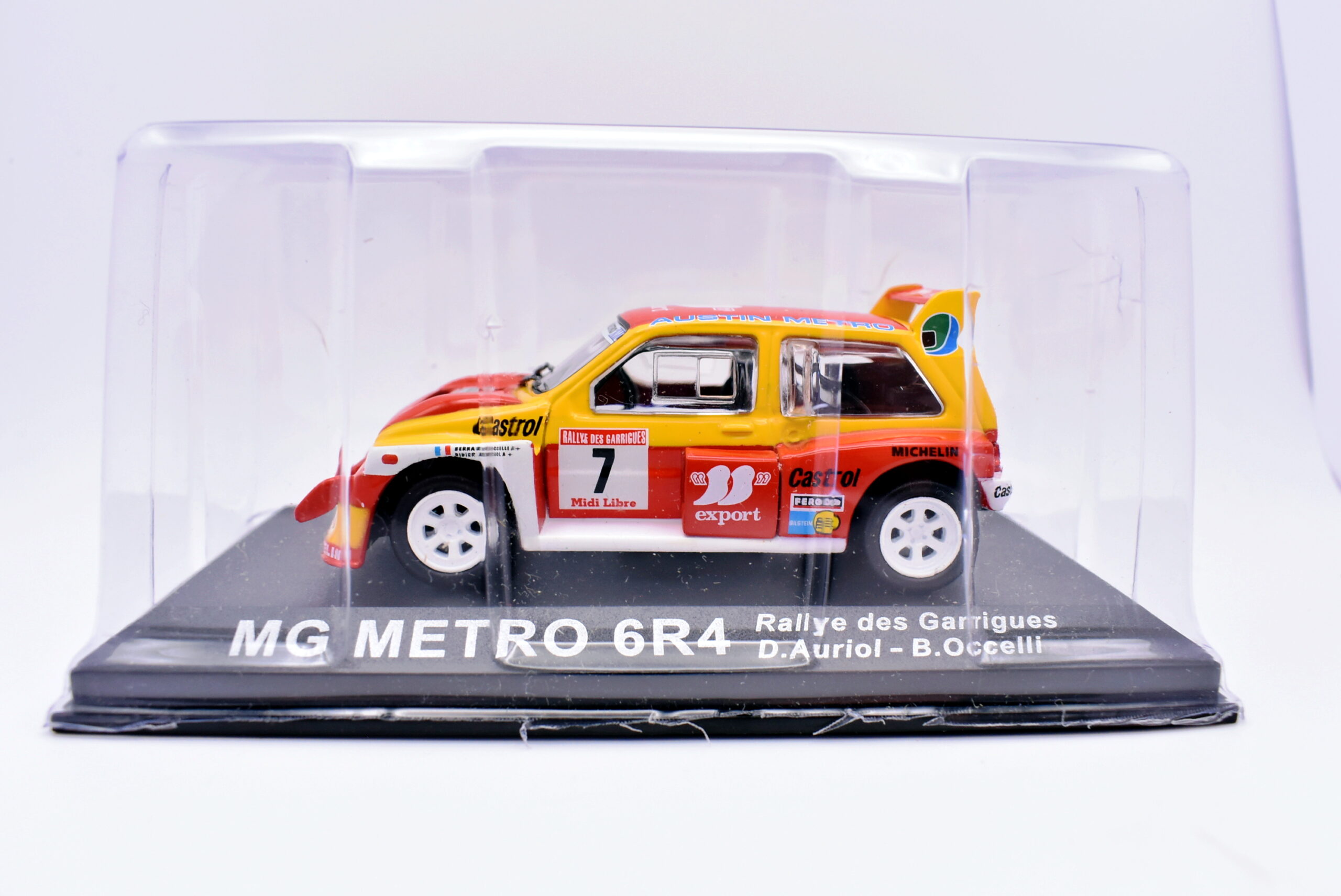 Modellino auto rally scala 1:43 MG Metro 6R4 IXO diecast modellismo statico - Image 2