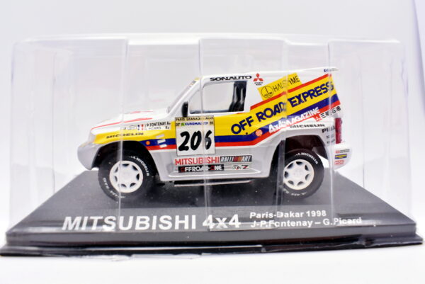 Modellino auto rally scala 1:43 Mitsubishi 4X4 IXO diecast modellismo statico - Image 2