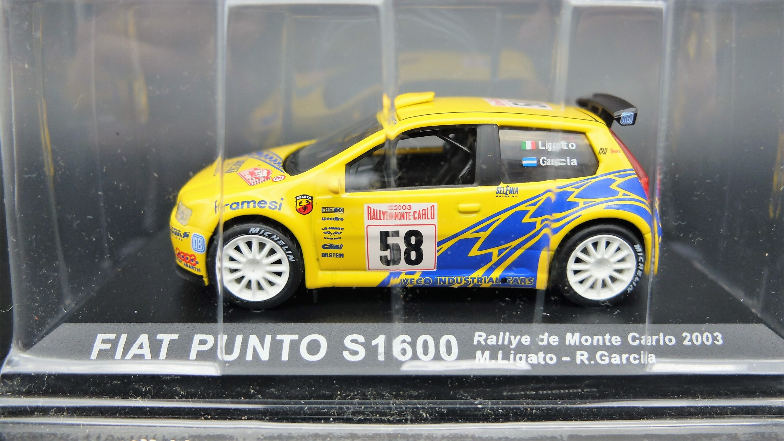 Modellino auto rally scala 1:43 Fiat Punto S1600 diecast modellismo statico