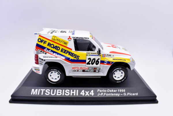 Modellino auto rally scala 1:43 Mitsubishi 4x4 diecast modellismo statico