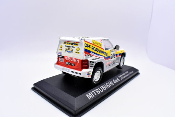 Modellino auto rally scala 1:43 Mitsubishi 4x4 diecast modellismo statico - Image 4