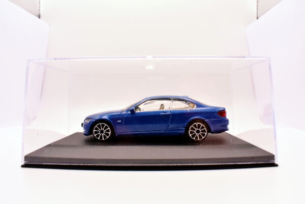 Modellino auto scala 1:43 BMW 335i Burago diecast modellismo statico - Image 5