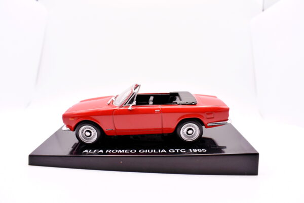 Modellino auto scala 1:43 Alfa romeo Giulia GTC diecast modellismo da collezione - Image 2