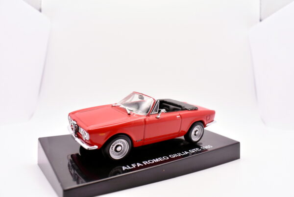 Modellino auto scala 1:43 Alfa romeo Giulia GTC diecast modellismo da collezione