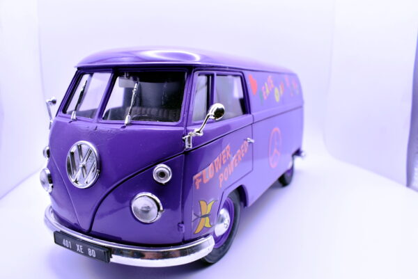 Modellino auto scala 1:19 VW Combi Solido diecast modellismo da collezione - Image 2