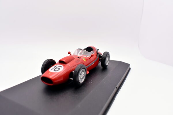 Modellino auto scala 1:43 FORMULA 1 Ferrari F246 diecast modellismo - Image 3