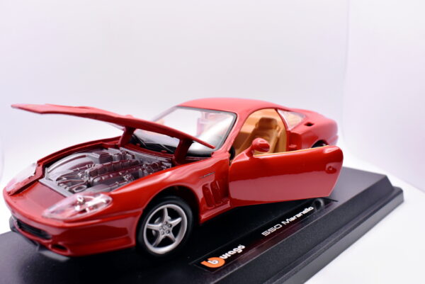 Modellino Auto Scala 1:24 Ferrari 550 Maranello Burago modellismo statico asta - Image 2
