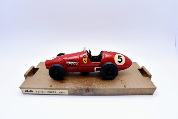 Modellino auto scala 1:43 Ferrari 500 F2 180 HP Brumm diecast modellismo statico - Image 2