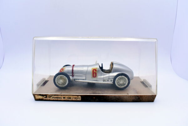 Modellino auto scala 1:43 Mercedes W125 HP 646 Brumm diecast modellismo statico - Image 4