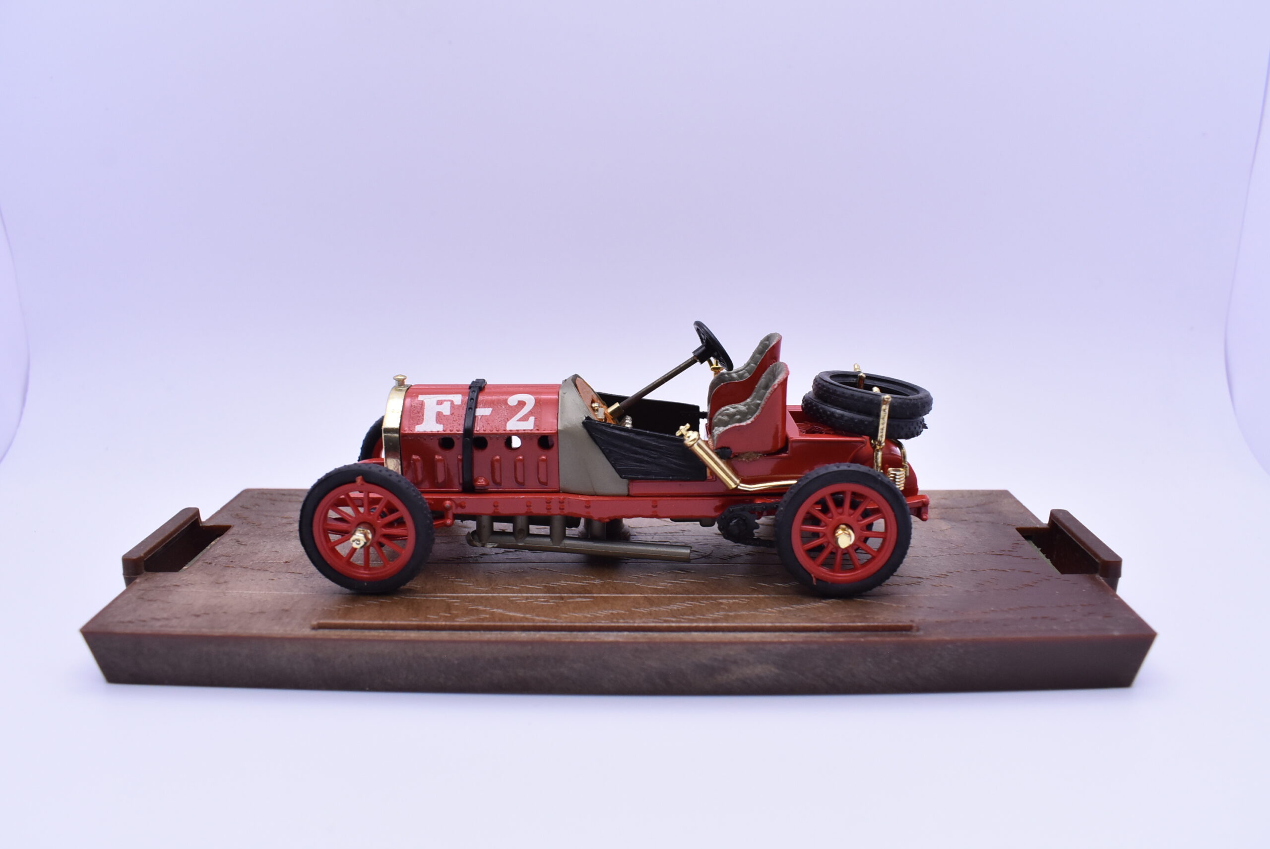 Modellino auto scala 1:43 Fiat F2 130 HP corsa Brumm diecast modellismo statico - Image 2