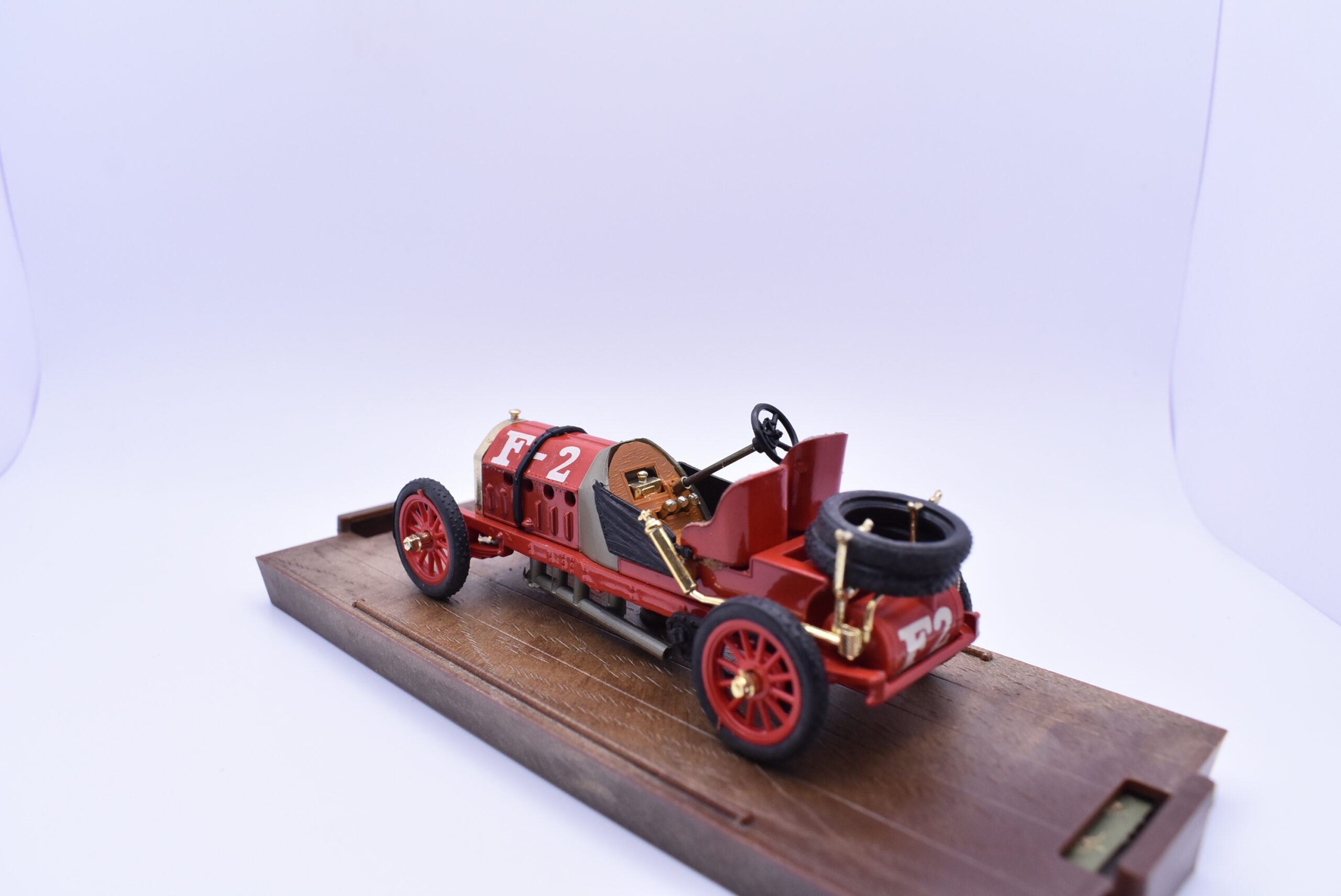 Modellino auto scala 1:43 Fiat F2 130 HP corsa Brumm diecast modellismo statico - Image 4