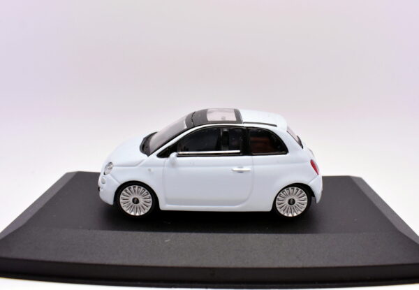 Modellino auto scala 1:43 Fiat Nuova 500 diecast modellismo statico