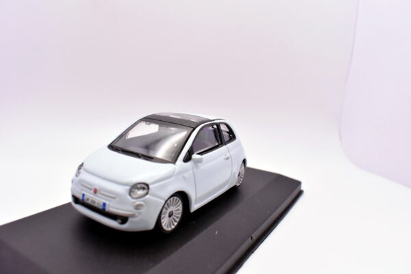 Modellino auto scala 1:43 Fiat Nuova 500 diecast modellismo statico - Image 3