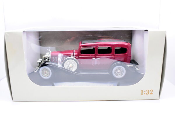 Modellino auto Cadillac 4 dr hard Top scala 1:32 diecast modellismo collezione epoca solido - Image 4
