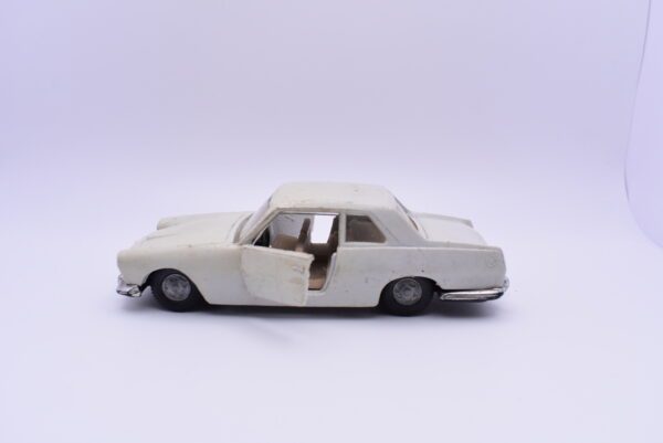 Modellino auto scala 1:41 lancia Flaminia coupe polytoys diecast modellismo statico - Image 2