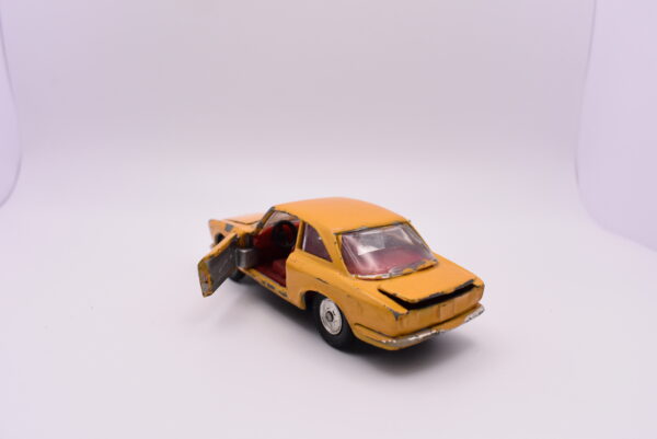 Modellino auto scala 1:43 Alfa romeo Giulia GT n. 500 politoys diecast modellismo statico - Image 4