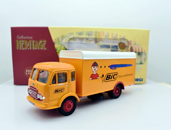 Modellino Camion scala 1:50 Bic-UNIC saverne fourgon Corgi diecast modellismo da collezione