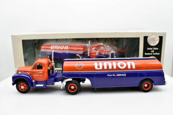 Modellino Camion scala 1:50 Mack B series union 76 tanker Corgi diecast modellismo da collezione - Image 3