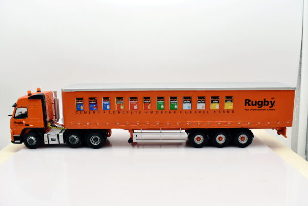 Modellino Camion scala 1:50 Volvo fm low curtainside Rugby Corgi diecast modellismo da collezione - Image 3