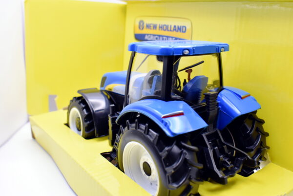 modellino trattore scala 1:32 New Holland Agricolture Burago modellismo diecast - Image 4