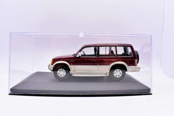 Modellino auto scala 1:43 Mitsubishi Pajero diecast modellismo statico - Image 2