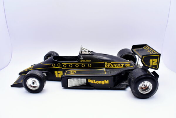Modellini auto FORMULA 1 scala 1:24 Lotus 97 T 12 Burago - Image 2
