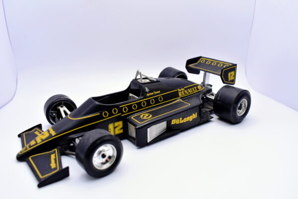 Modellini auto FORMULA 1 scala 1:24 Lotus 97 T 12 Burago